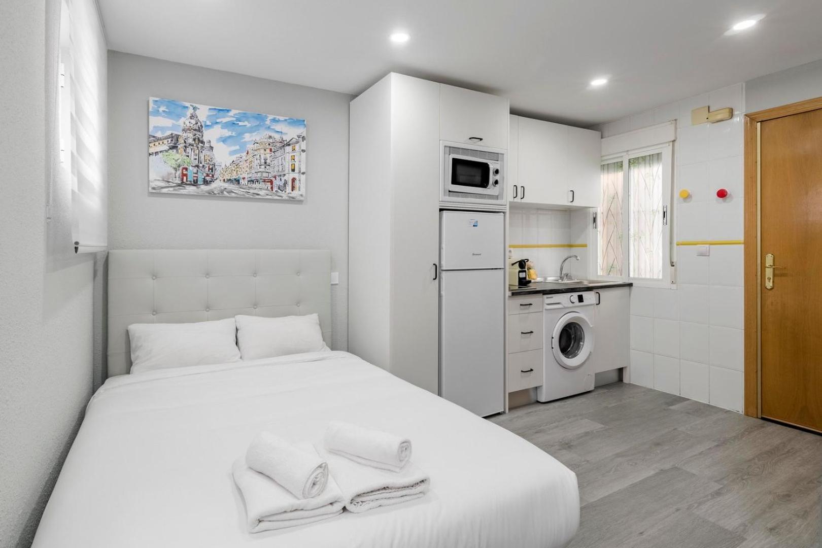 Guestready - Cozy Studio In Madrid'S Heart Екстериор снимка