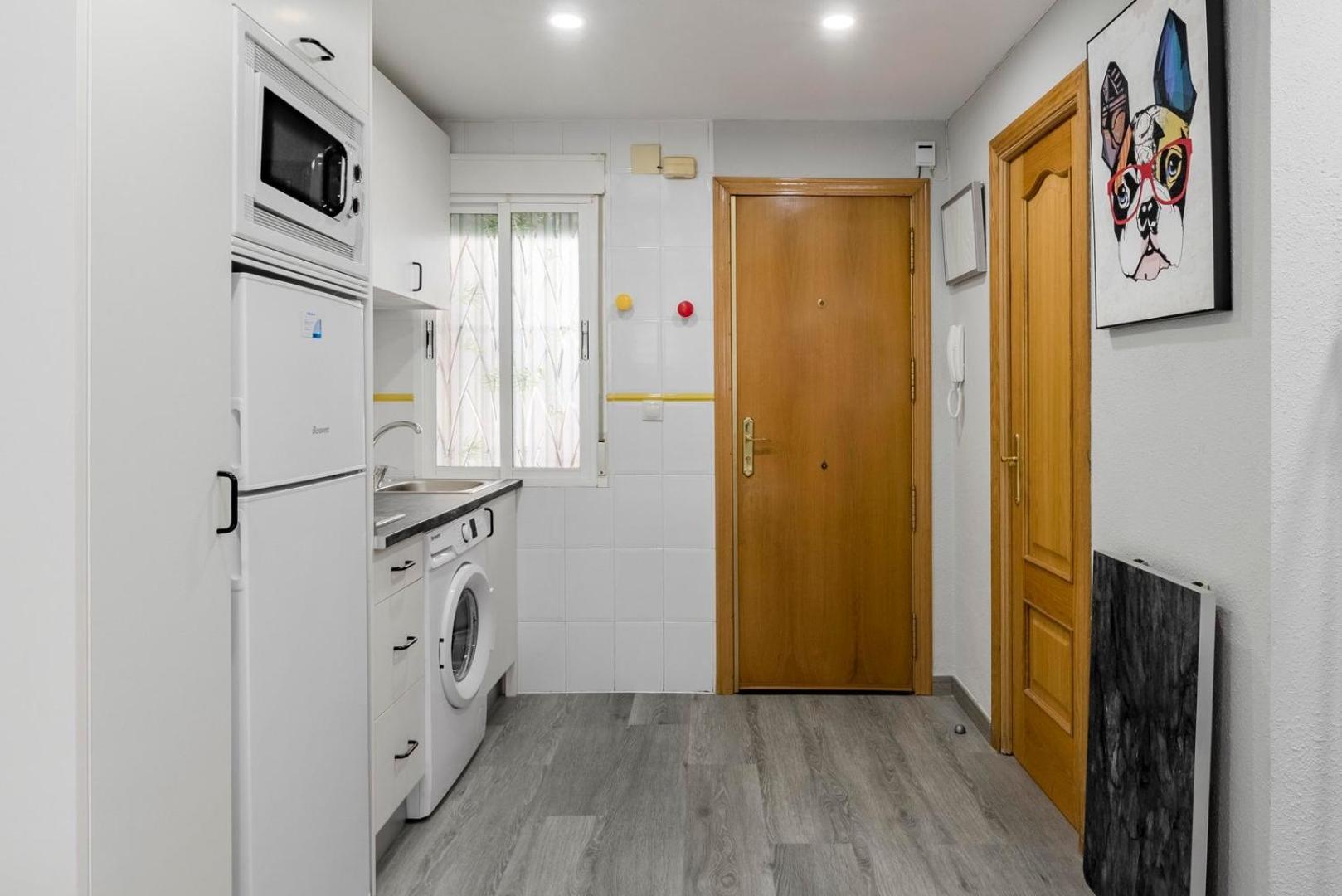 Guestready - Cozy Studio In Madrid'S Heart Екстериор снимка